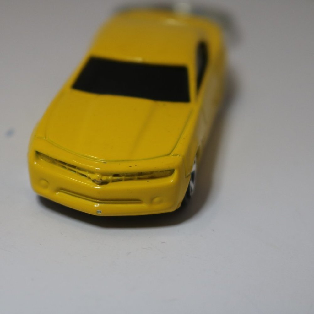 Maisto 2006 2006 Camaro concept CUSTOM keychain